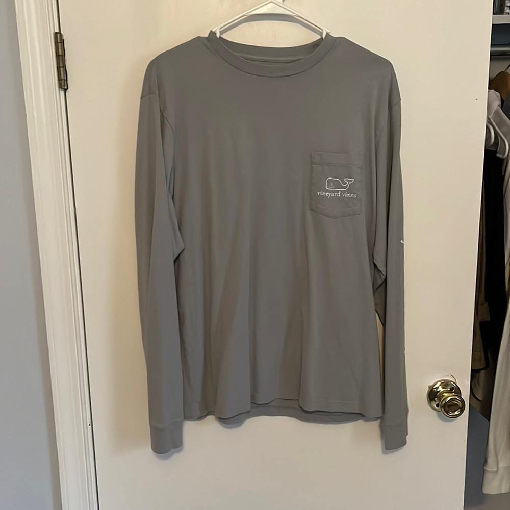 Vineyard vines long sleeve shirt